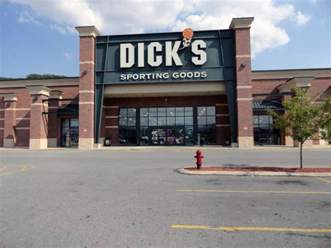 dick's sporting goods altoona pa|dunhams altoona pa store.